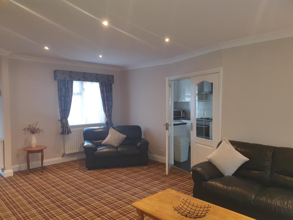 Valley Grove Bungalows Saundersfoot Bagian luar foto